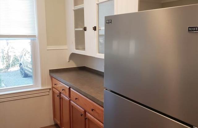 15 Hayward St - 15 Hayward Street, Attleboro, MA 02703