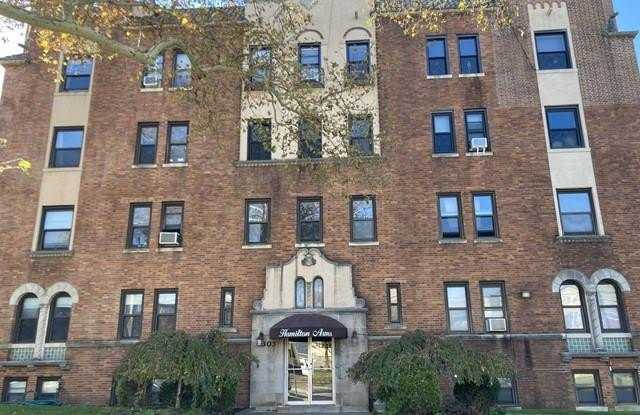 303 Hamilton Place BAS2 photos photos