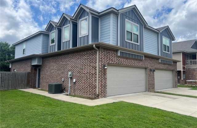 1211  N Sicily  LN photos photos