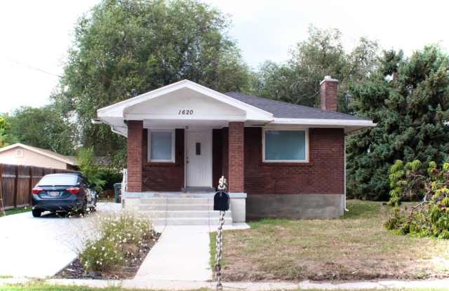 Newly Remodeled House in West Valley for Rent - 1620 West 2700 South, West Valley City, UT 84119