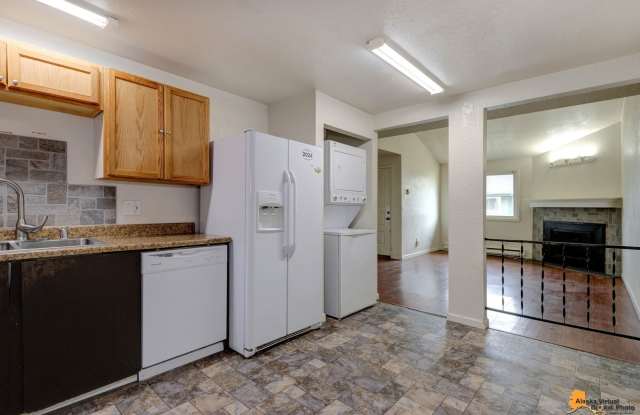 Charming 3 Bedroom Ranch Style Condo in East Anchorage – Ideal Location! photos photos