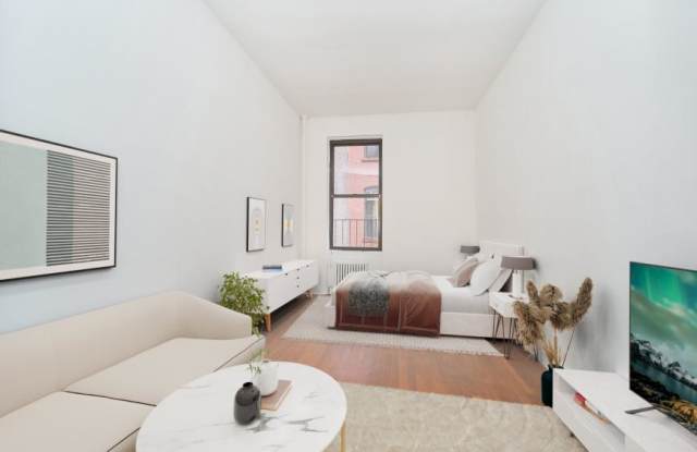 353 West 44th Street photos photos