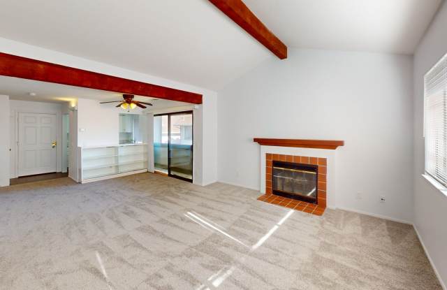 Update 2x2 Condo in Ideal Novato Location photos photos