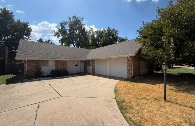 Wonderful Home In Bethany Gallery 1