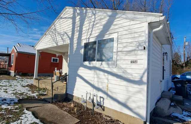 2251 Martin Avenue photos photos