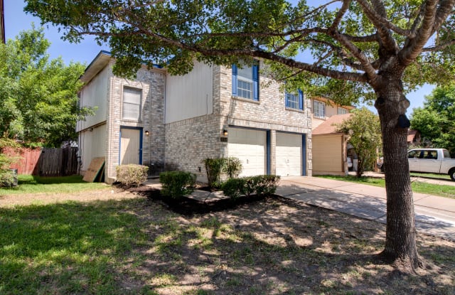 1304 E Logan St - 1304 East Logan Street, Round Rock, TX 78664