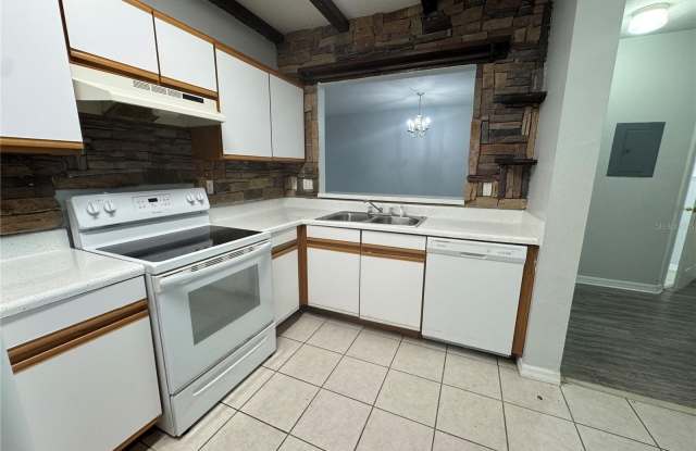 9621 LAKEDALE Way Gallery 4