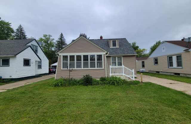 303 E 14th St photos photos