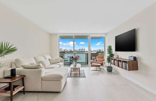 1200 West Avenue photos photos