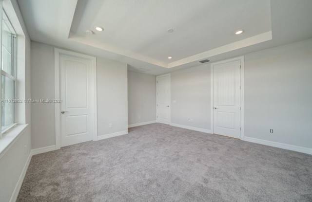 1280 Eucalyptus Dr Gallery 2