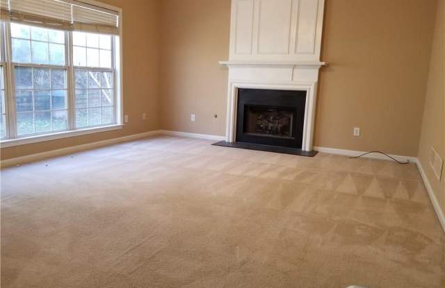 3877 Toccoa Falls Drive Gallery 2