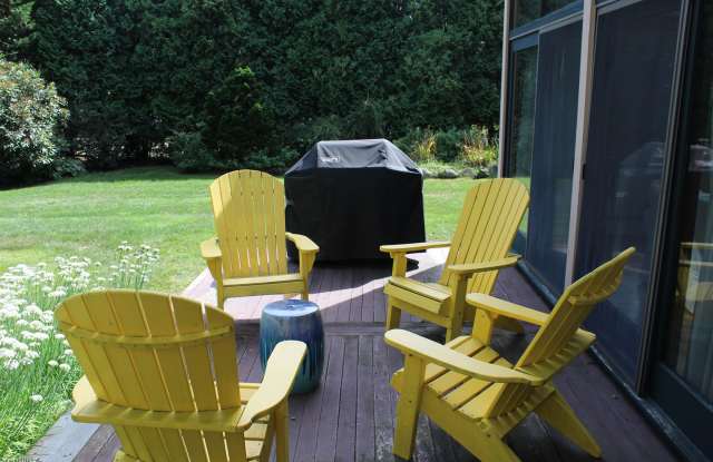 61 Rodman Street - Weekly summer vacation rental Gallery 2