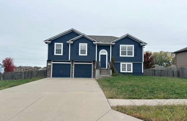 3 Bed | 2.5 Bath | 2 Car Split Level Home in Belton photos photos