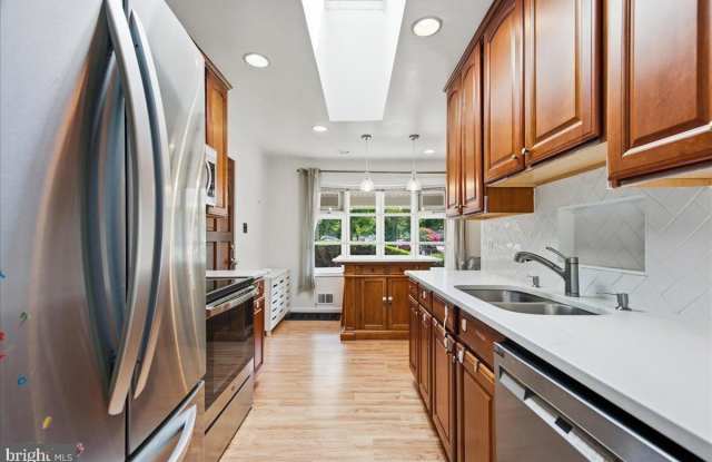 16300 DAHL Road Gallery 3