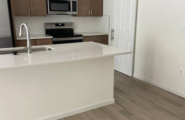 2889 WHITE TAIL Drive Gallery 2