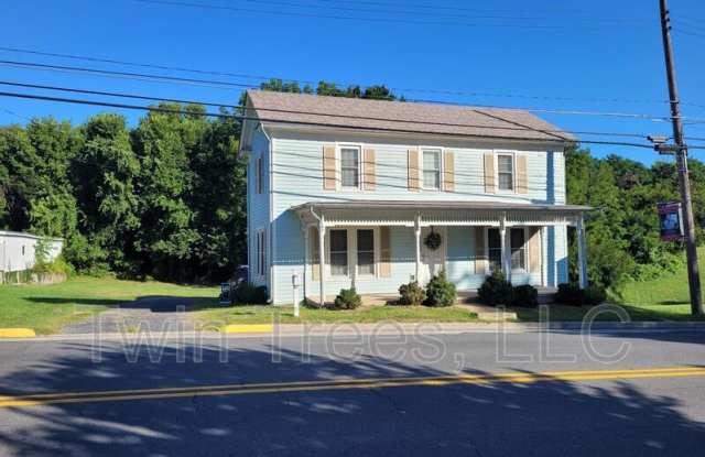 5739 Main St photos photos