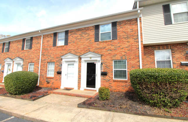 Renovated 2 bedroom Townhome in Belmont! photos photos