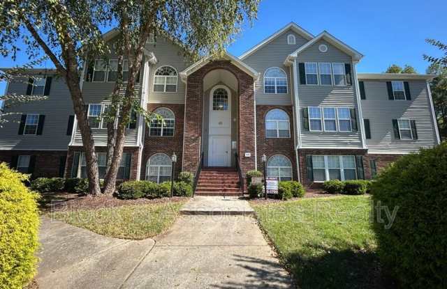 332 Scholastic Ct - 332 Scholastic Court, Winston-Salem, NC 27106