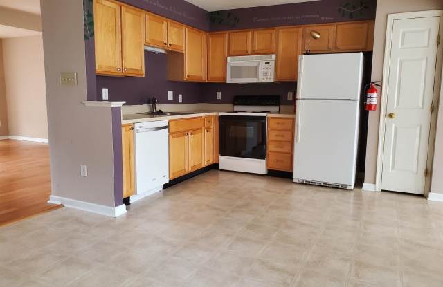 136 Pine Knoll Cir Gallery 3