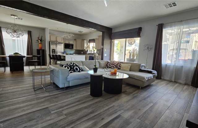7007 Positano Hill Avenue Gallery 2