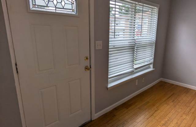 Holly Circle Townhouses Gallery 4