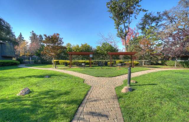 Highland Gardens Gallery 3