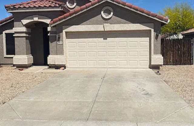 3 BEDROOM IN GOODEYEAR photos photos