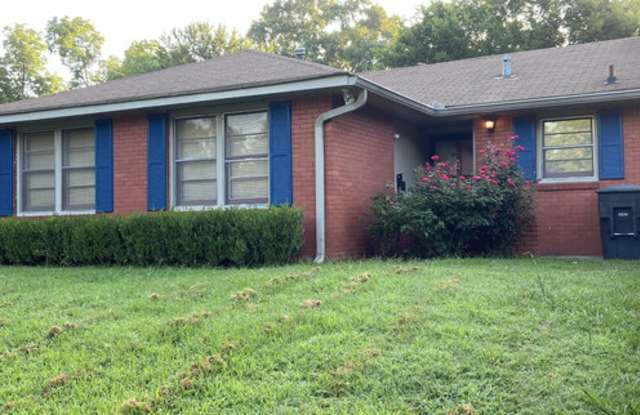 2927 W Cavett Dr photos photos