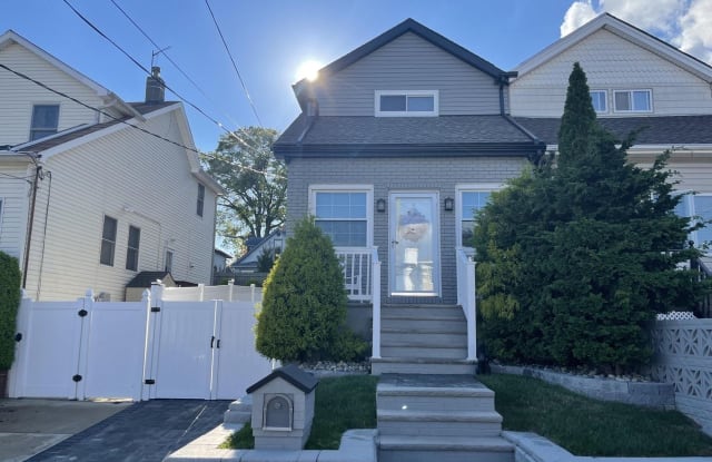 40 Parker St - 40 Parker Street, Staten Island, NY 10307