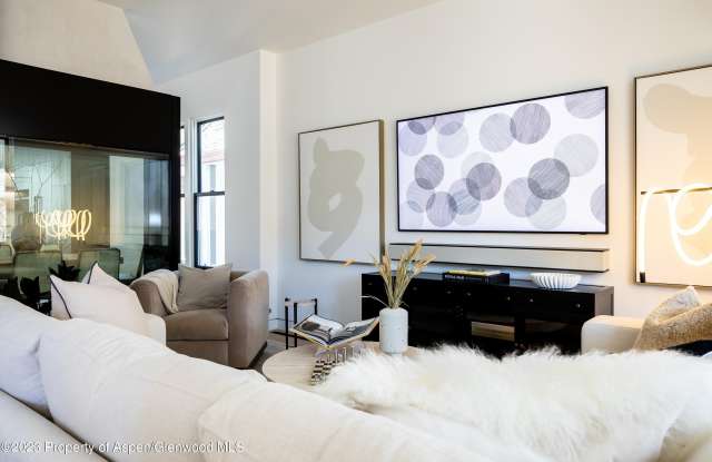 125 W Main Street photos photos 125 W Main Street photos photos