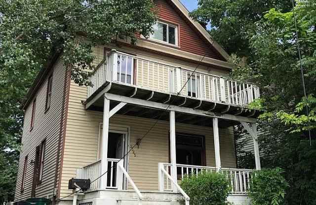 2365 Stratford Avenue photos photos
