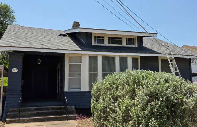 Midtown Charm with a Modern Touch photos photos