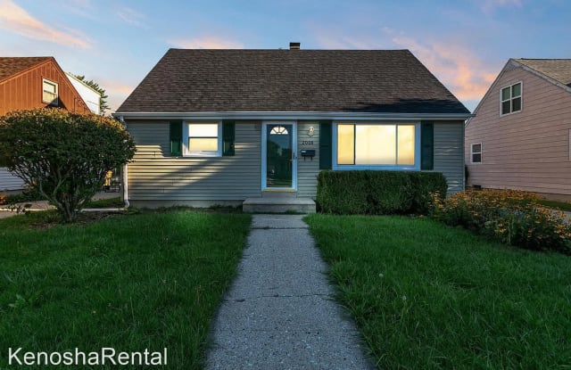 2008 28th Street - 2008 28th Street, Kenosha, WI 53140