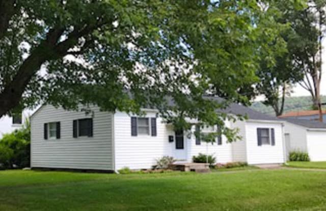 509 46th St Se - 509 46th Street Southeast, Charleston, WV 25304