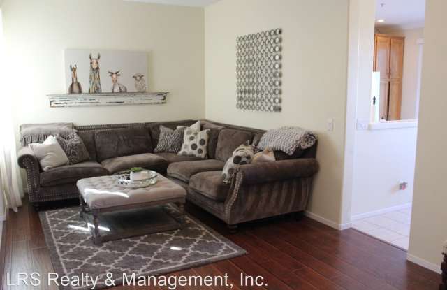 211 Seacountry Lane Gallery 3
