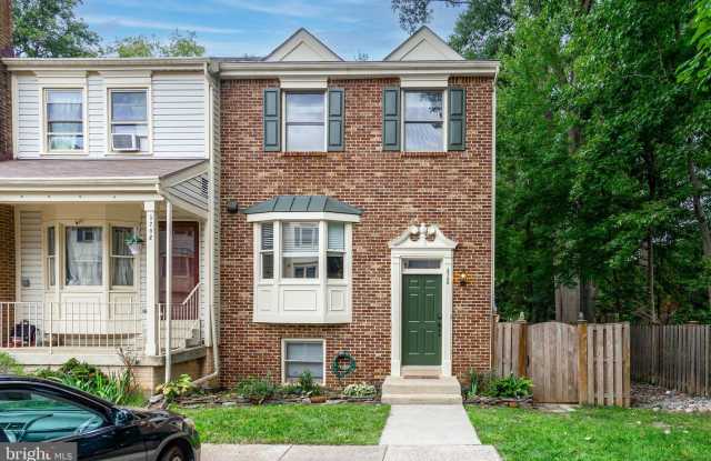 3700 ROXBURY Lane Gallery 1