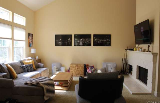 3 Georgetown Gallery 3