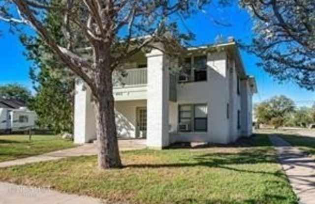 642 Beech Street - 642 Beech Street, Abilene, TX 79601