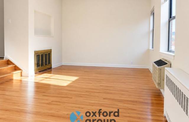 239 E 12 ST. Gallery 1