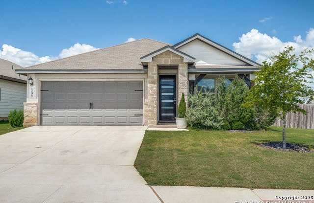 1295 William Crest photos photos