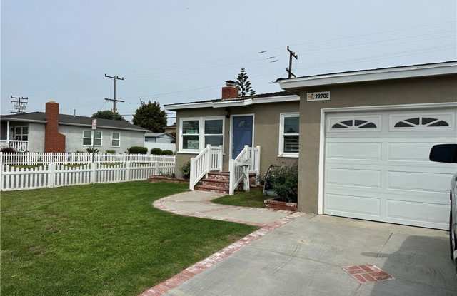 22708 Ladeene Avenue photos photos