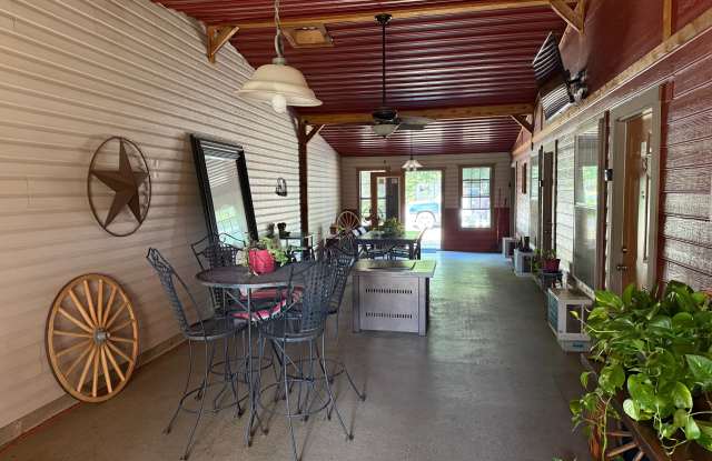 1305 North Tool Drive Gallery 3