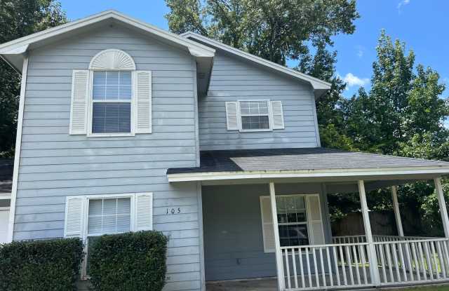Two Story 3 Bed 2.5 Bath Available Early Septemeber photos photos