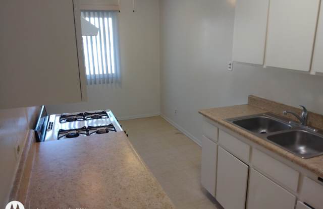 7722 Chapman AvenueUnit 2 photos photos