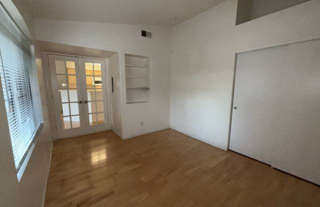 5415 W Harmon Avenue Gallery 3