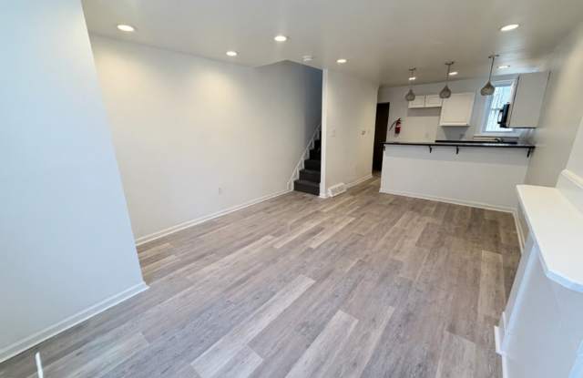 2-bedroom HOUSE near University City! photos photos