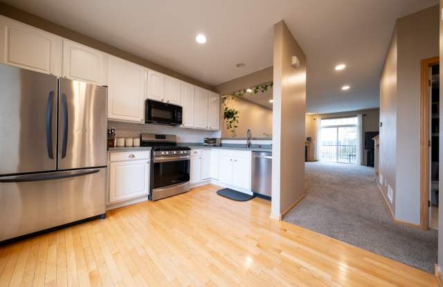 706 Village Pkwy. - 706 Village Parkway, Circle Pines, MN 55014 706 Village Pkwy. - 706 Village Parkway, Circle Pines, MN 55014