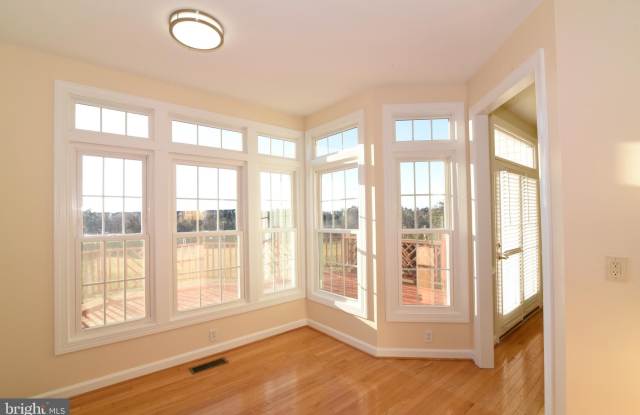 42995 GOLF VIEW DRIVE Gallery 2