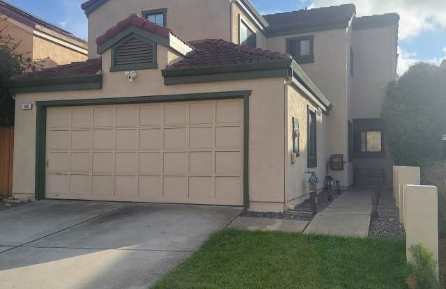 140 Seal Ct - 140 Seal Court, Marina, CA 93933