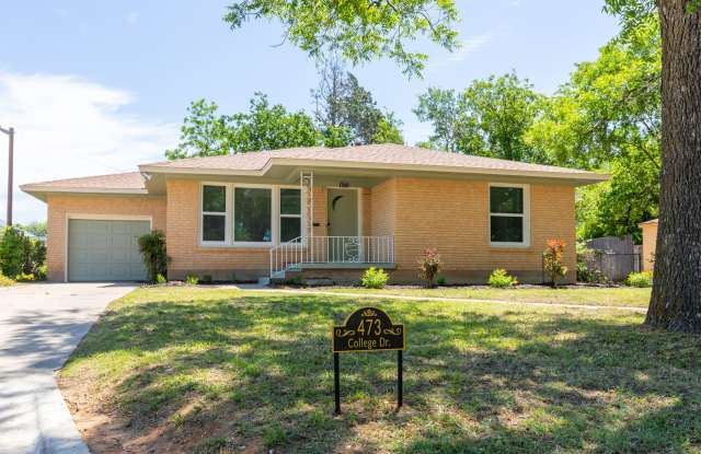 COMPLETE UPDATE! 4 bed, 2 bath, 1 car garage! photos photos